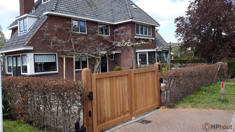 Iroko Spiekpoort hoogte 140 cm