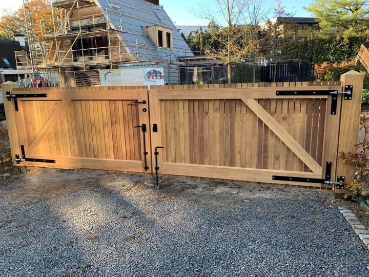 Iroko Spijlenpoort 120 cm