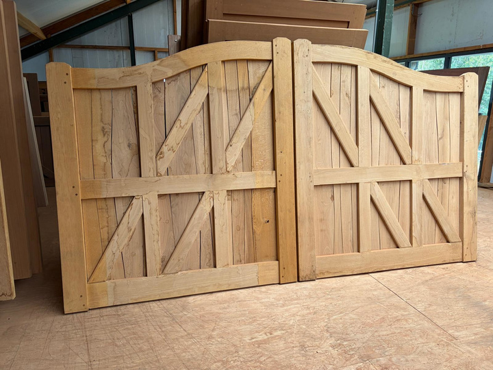 Aanbieding: Exclusieve eiken poort – sterk afgeprijsd!
